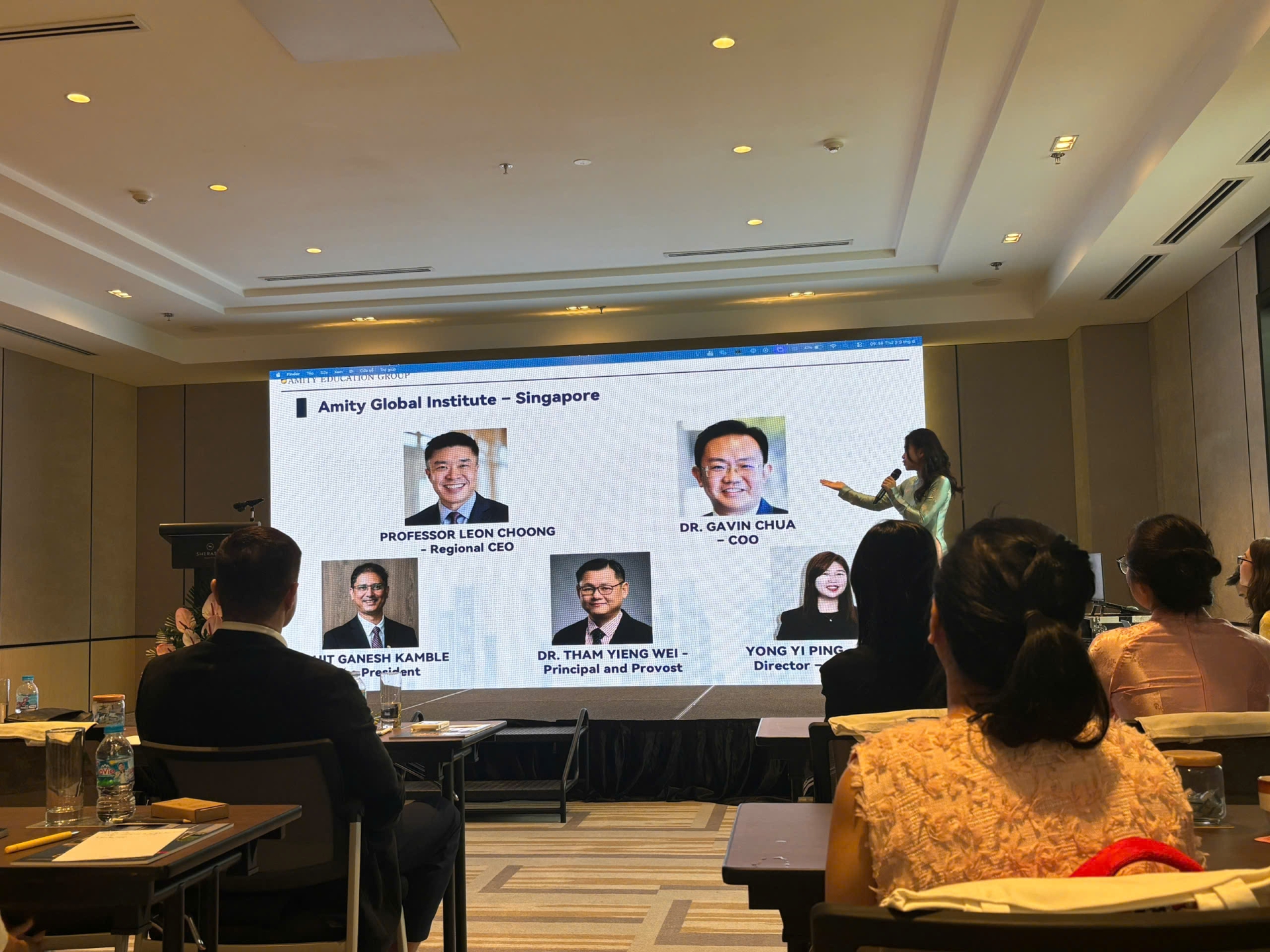 Khoảnh khắc ý nghĩa tại hội thảo của Amity Global Institute