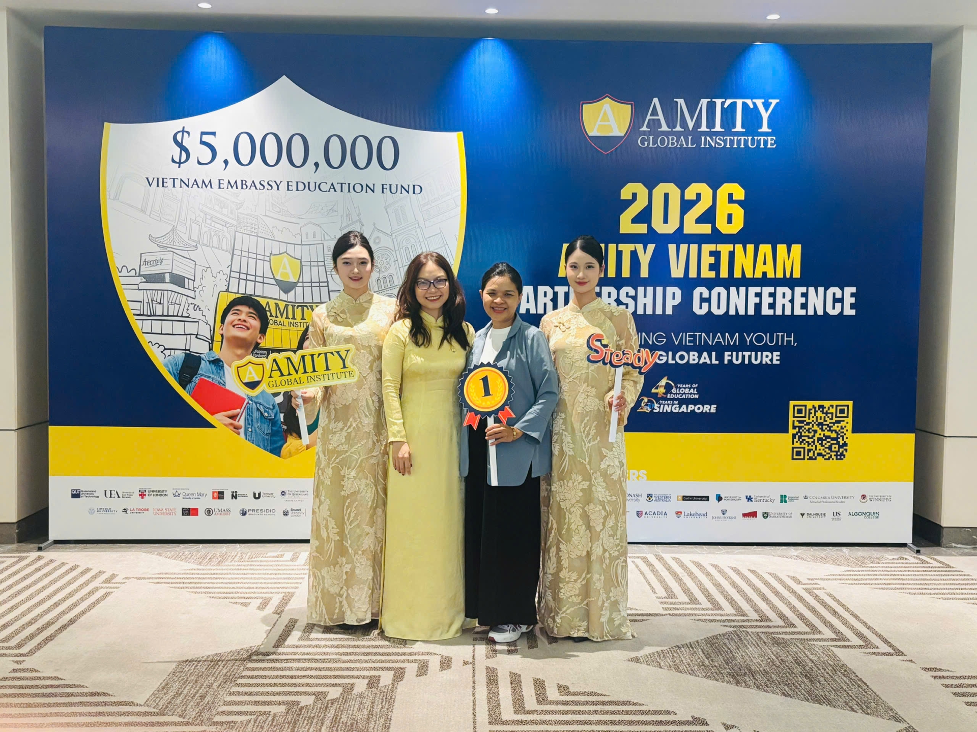 Khoảnh khắc ý nghĩa tại hội thảo của Amity Global Institute